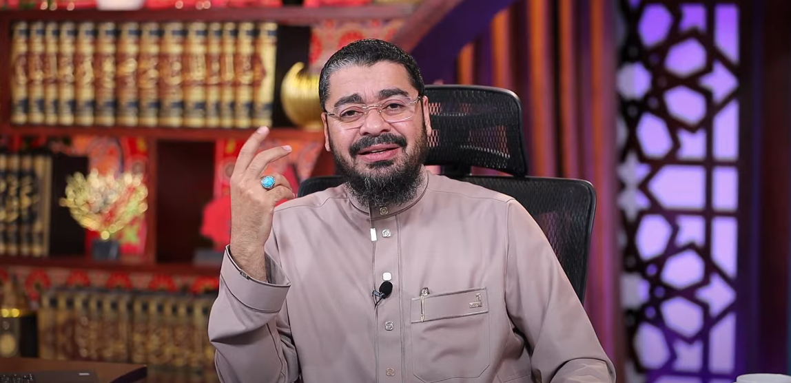 في بث مباشر.. رامي عيسى يكشف جذور الشعائر الحسينية ويقارنها بالعبادات الهندوسية