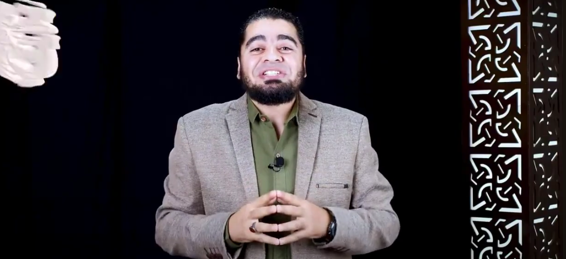 شیر کو چاہیئے تھا کہ اس بندے کو کھا جائے؟؟ اگر شیر اس کو کھا جاتا تو؟؟