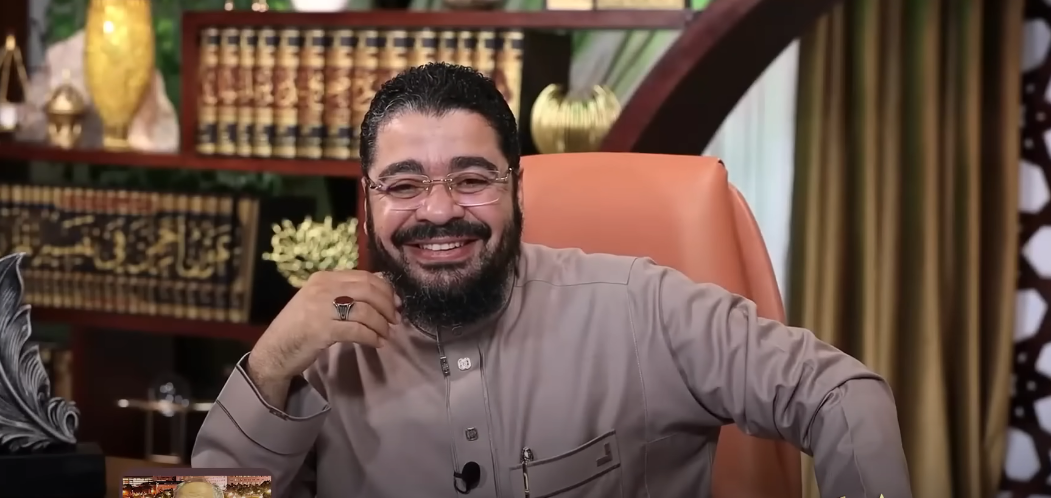 رامي عيسى يواجه شيعياً جزائرياً بأسئلة تكشف غياب الدليل على الإمام الثاني عشر (فيديو)