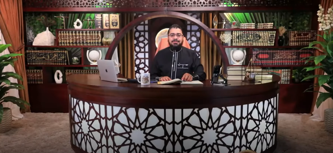 رامي عيسى يواجه شيعيًا بسؤال حول آية الكرسي.. والأخير يتهرب من الإجابة (فيديو)