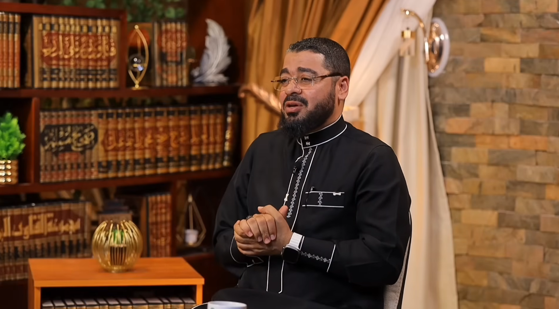 الدكتور رامي عيسى يكشف: كيف حاربت قريش الدعوة النبوية بالشبهات والسخرية والتعذيب الوحشي للصحابة؟ (فيديو)