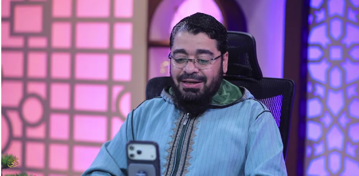 هل يجوز أكل طعام جيرانك الشيعة؟.. رد قاطع من الباحث رامي عيسى (فيديو)